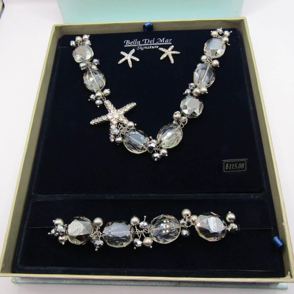 Bella Del Mar Expressions Collection Earrings, Necklace and Bracelet Set